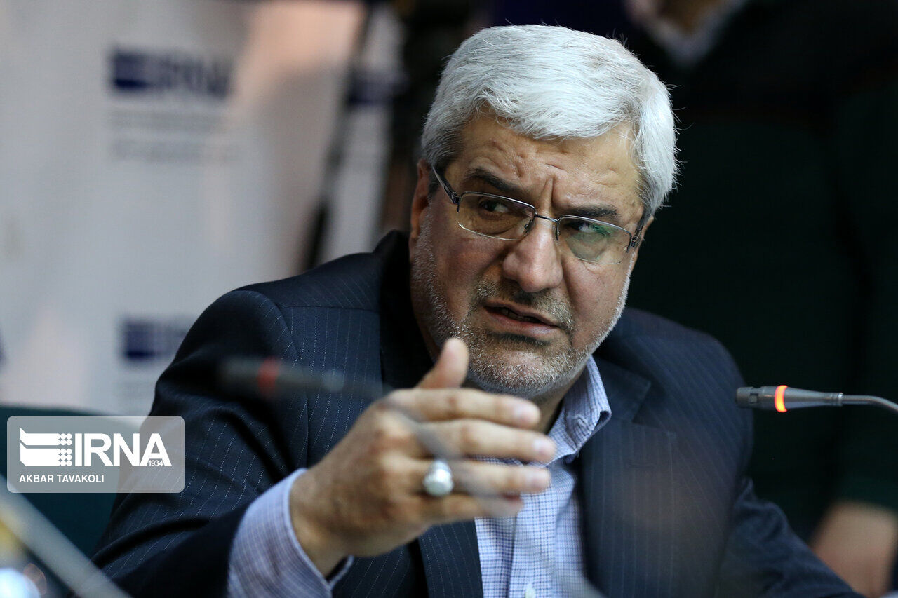 دستور بارگذاری تجهیزات لازم پیشگیری از کرونا در مدارس ابلاغ شد