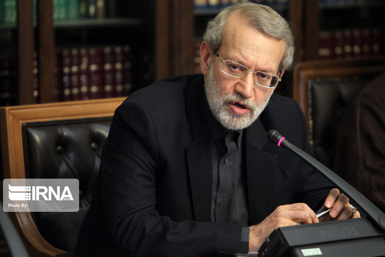 بررسی نیازهای کادر درمانی در جلسه سران قوا/صدور دستورالعمل‌های جداگانه برای شهرهای سالم و درگیر