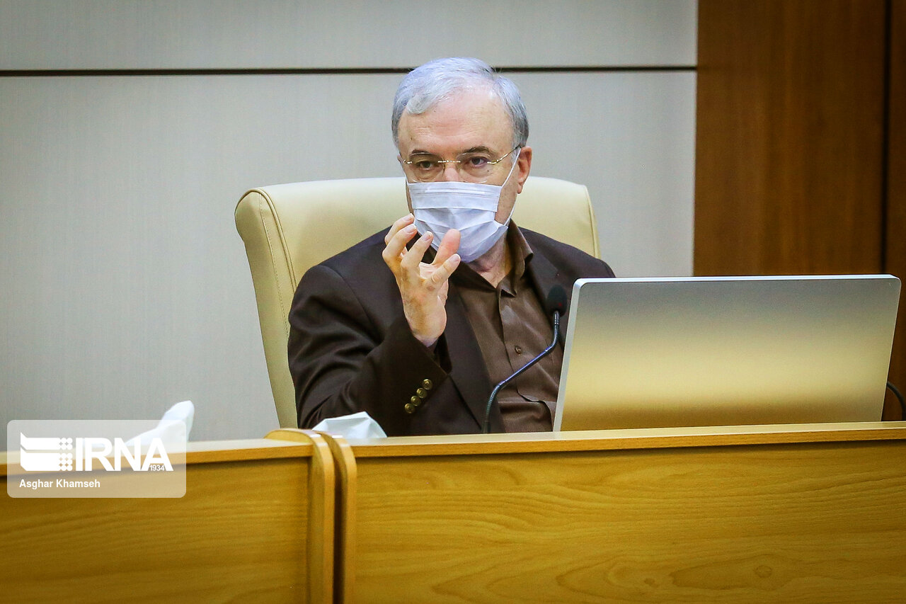 وزیر بهداشت: در تولید واکسن کرونا از دنیا عقب نیستیم