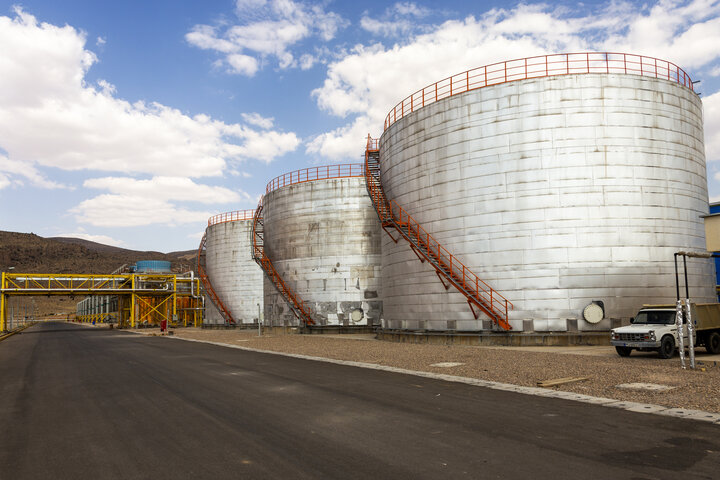 افزایش تنوع سبد محصولات پتروشیمی ایران در روزگار تحریم