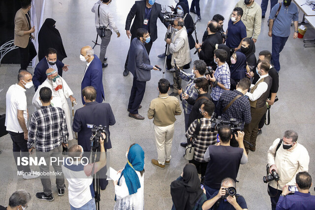 گزارش ایسنا از دومین روز ثبت نام داوطلبان