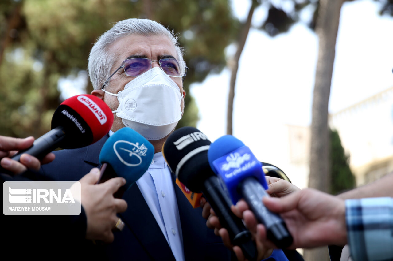 کمک همه تصمیم گیران به صنعت برق