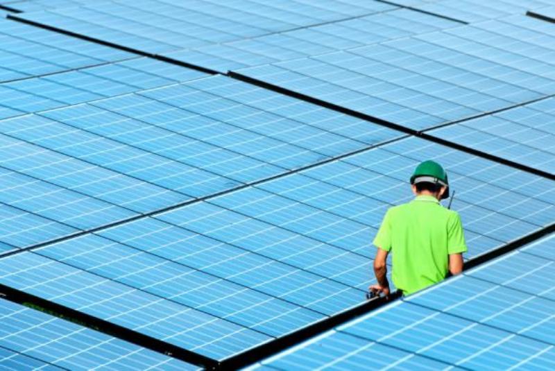 مصرف بی رویه سوخت و چاره ای بنام انرژی های پاک