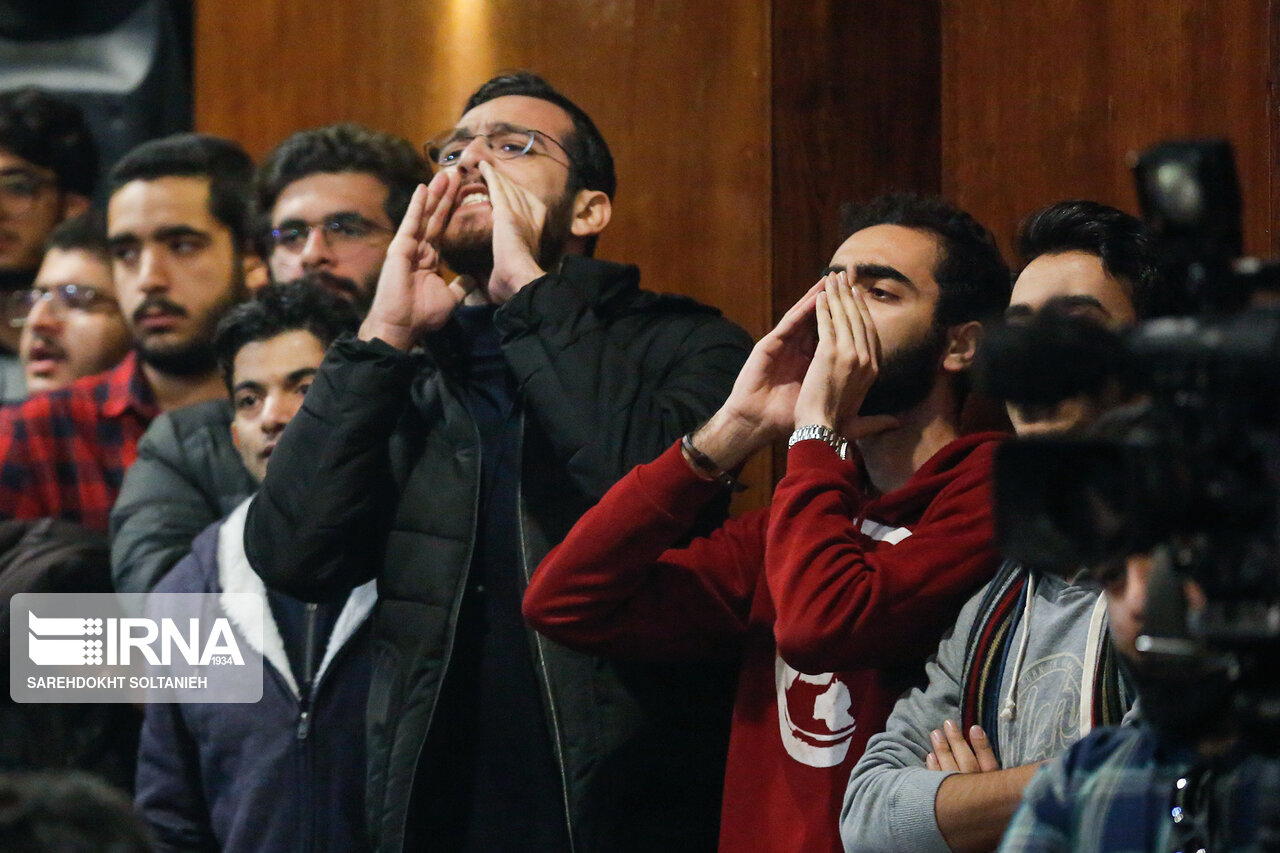 نسل بی‌اعصاب یا مطالبه‌گر؟