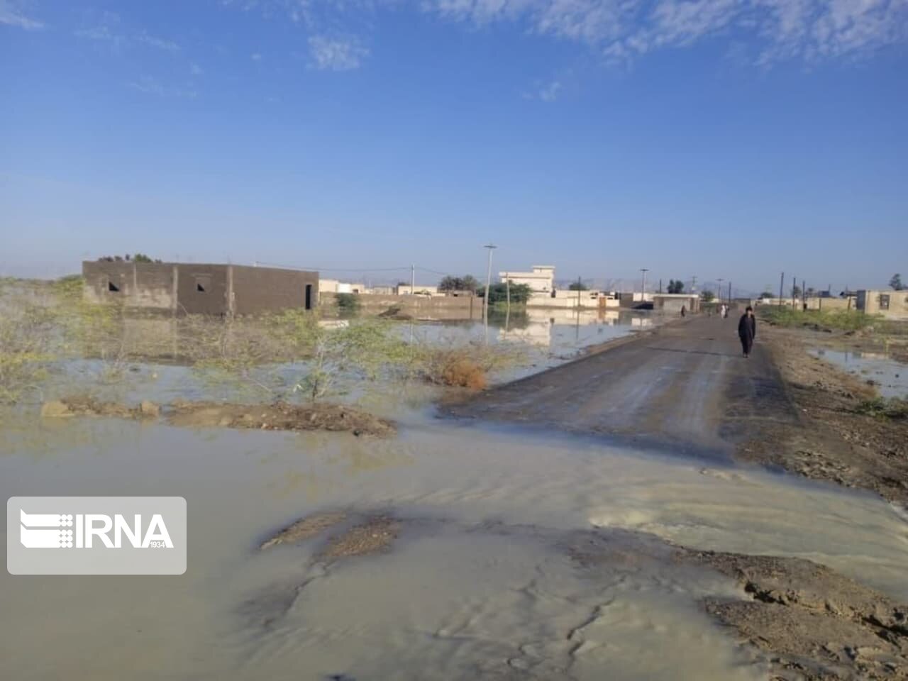 خسارت ۲۰۰ میلیارد تومانی بارندگی‌ در کنارک؛ ۱۷ روستا در محاصره سیل