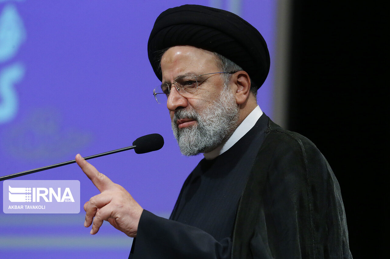 مدیرعامل ایران‌خودرو در پی دستور رئیس جمهور برکنار شد