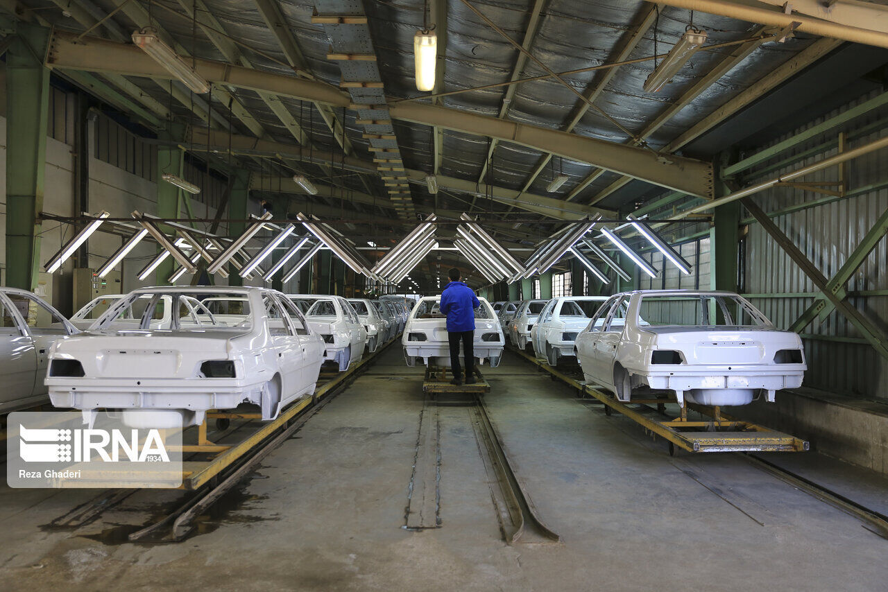 رشد ۲۵ درصدی تولید خودرو/ اصلاح شیوه قیمت‌گذاری کلید موفقیت در صنعت خودرو است
