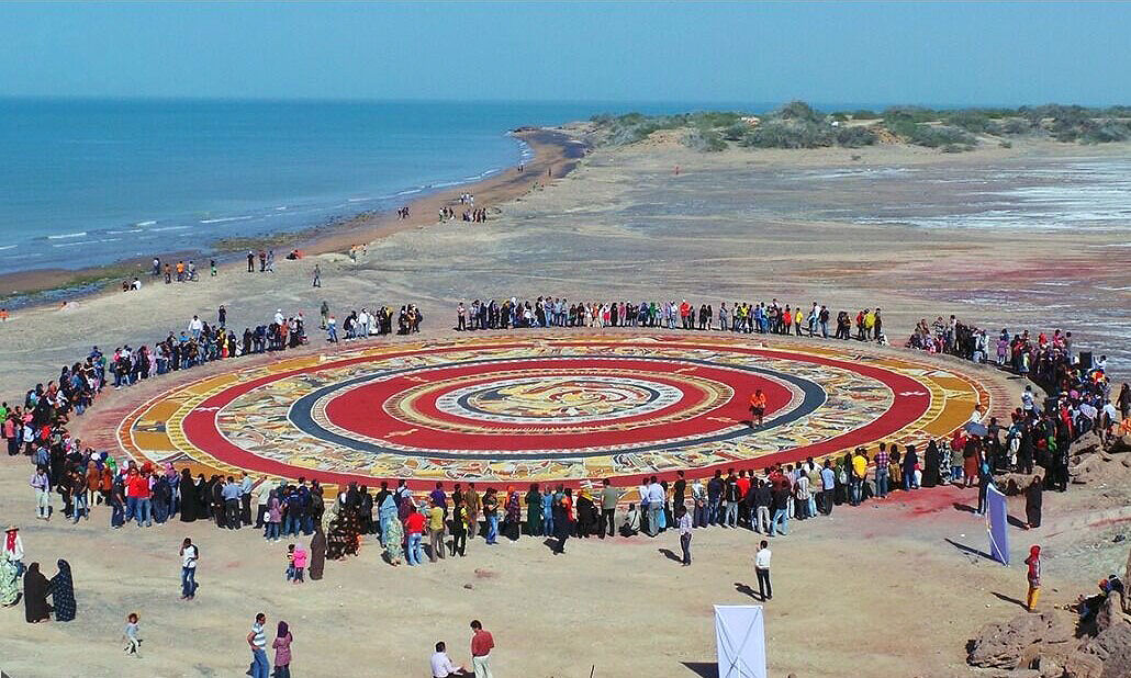 هرمز باید مدیریت یکپارچه داشته باشد/ خاک‌های جزیره فقط ارزش علمی دارد